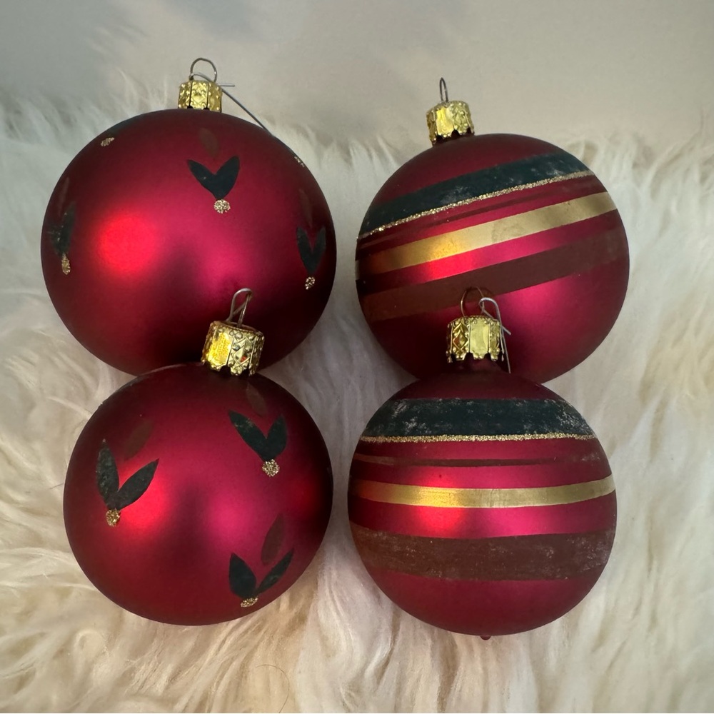 Christmas Ornaments Lot 4 Glass Ball Red 2 Different Sizes